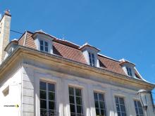 Rénovation charpente/couverture en tuile plate Terreal Sologne et reprise de zinguerie.