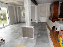 Extension en bardage bois à la place de la terrasse. (Pendant)