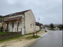 Grange à transformer en logement avec la création de 2 ouvertures et d'un auvent. (Après)