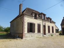 Maison à rénover.Couverture , ravalement , modification des baies , terrasses et agrandissement sur le côté.